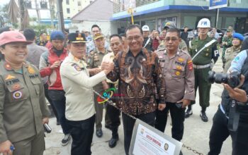 Ngemplang Pajak Ratusan Juta Rupiah, Lahan Parkir Komplek Ruko Rajawali Disegel Tim OPAD Kota Palembang
