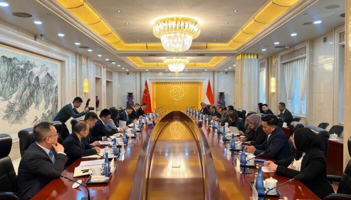 Bertemu Menteri Transportasi Tiongkok, Menhub Bahas Peningkatan Kerja Sama Bilateral