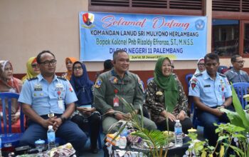 Komandan Lanud SMH Lakukan Kunjungan ke SMPN 11 Palembang 