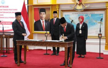 Lantik 3 Pejabat Pimpinan Tinggi Pratama, Mendagri Tekankan Berbagai Isu Penting