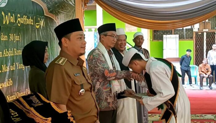 Wisuda Tahfidz Ke-3 Pondok Pesantren Nurul Qomar Palembang, Cetak Penghafal Al-Quran 30 Juz