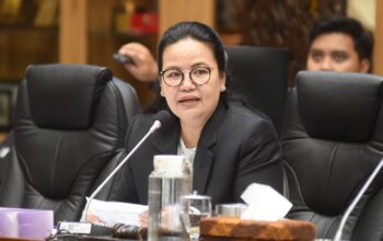 Komisi X Pertanyakan 16 Persen Penurunan Anggaran Kemendikbudristek 2025