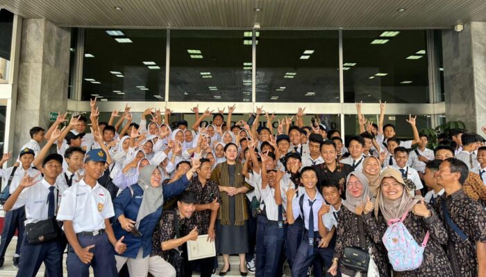 Puan Minta Pemerintah dan Masyarakat Berkomitmen Penuhi Hak Anak