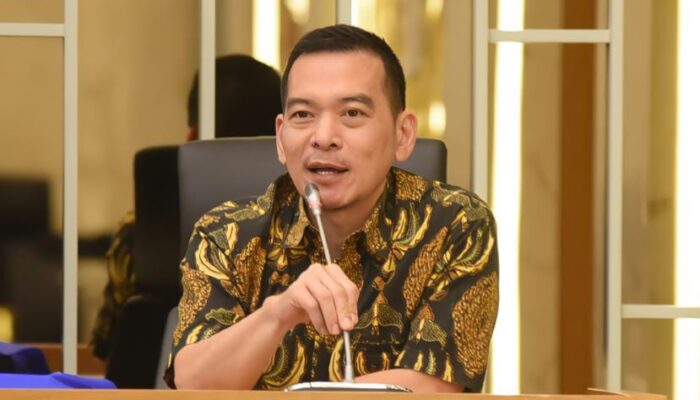 Ketegasan Pemerintah Dipertanyakan, Pagar Laut Masih Kokoh Berdiri di Perairan Tangerang-Bekasi