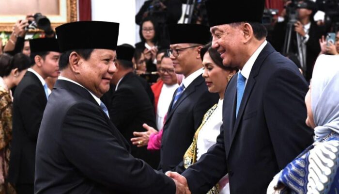 Presiden Prabowo Lantik Sejumlah Pejabat Setingkat Menteri di Istana Negara