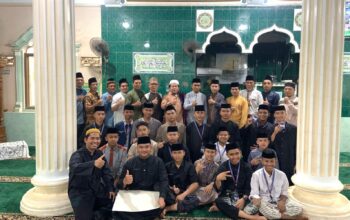 Santri Kelas Akhir Pondok Pesantren Nurul Qomar Palembang Laksanakan Pengabdian di Desa Sako Rambutan Banyuasin