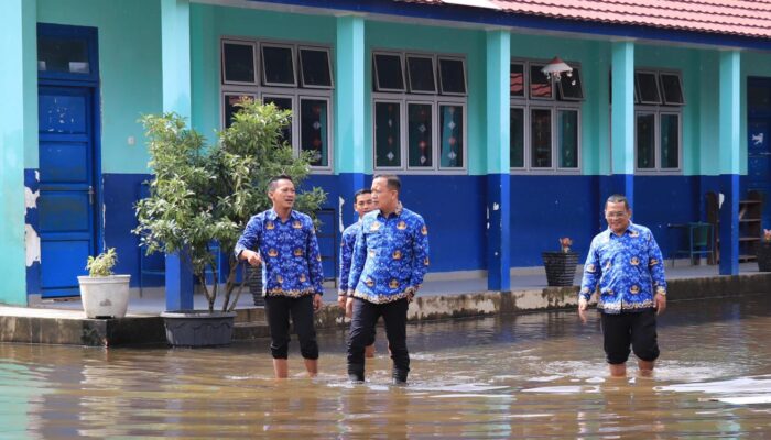 Sekolah Terdampak Banjir, Disdik Bolehkan Sistem Belajar Daring