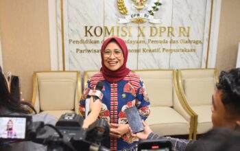 Komisi X DPR Siap Kawal Putusan MK tentang Pendidikan Gratis, Soroti Tantangan Sekolah Swasta