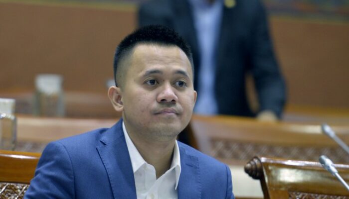 Raja Ampat Bukan untuk Ditambang: DPR Ingatkan Penutupan Izin Tambang Jangan Cuma Jadi Gimik