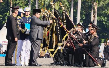 Irjen Andi Rian Terima Satya Lencana Bhayangkara, Polda Sumsel Masuk Deretan Elit Polri