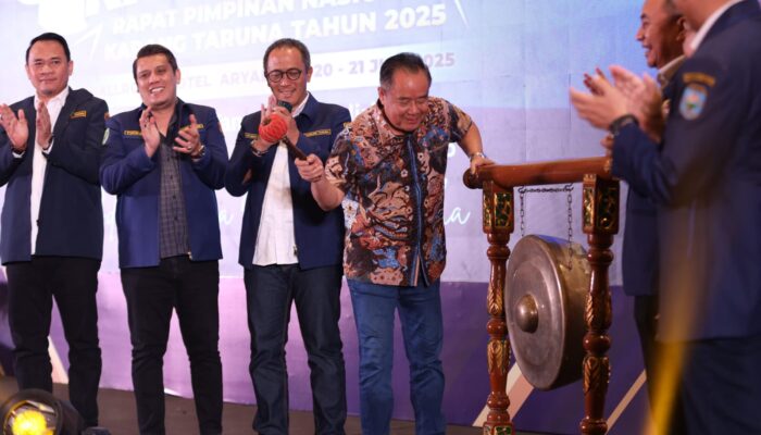 Buka Rapimnas Karang Taruna 2025, Cik Ujang: Pemuda Harus Gesit dan Solutif