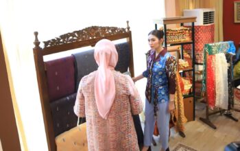 Swarna Songket Nusantara, Saat Songket Sumsel Bersinar di Mata Nasional