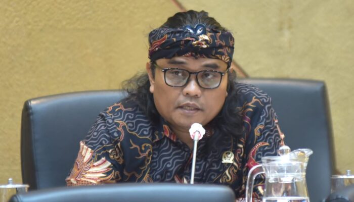 Ekonomi 5,12 Persen, Legislator: Data Tumbuh Pekerja Tumbang, Tumbuh untuk Siapa?
