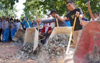 Rp2 Miliar untuk Desa Jambu Ilir, Pemkab OKI Bangun Jalan dan Tanam Durian