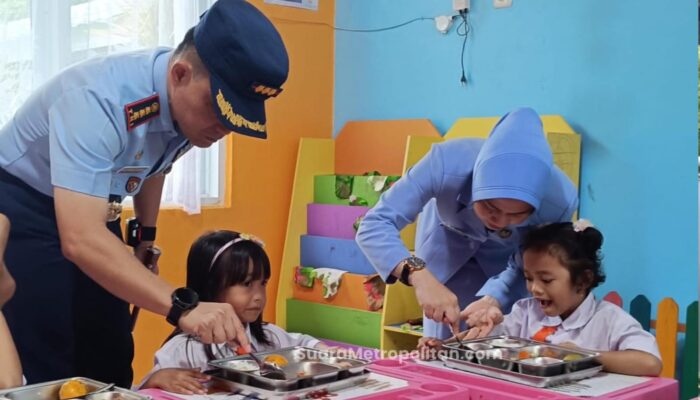 Dari TK hingga SMP, 2.522 Siswa Tercover Trial Program Gizi Gratis Lanud SMH