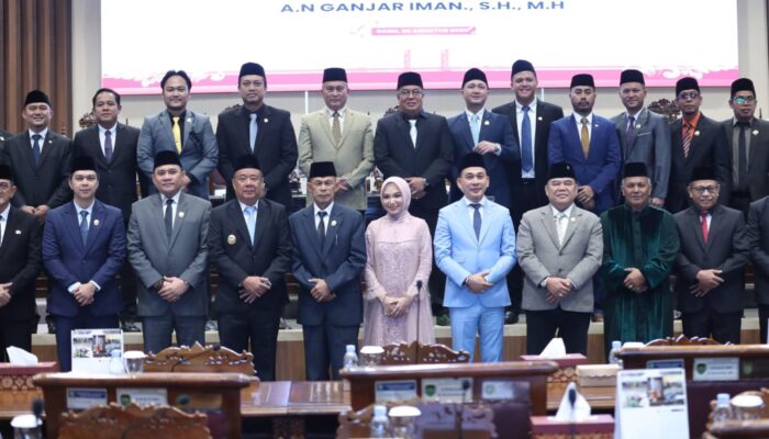 PAW DPRD Sumsel: Ganjar Iman Ambil Sumpah, Wagub Tekankan Sinergi Pembangunan