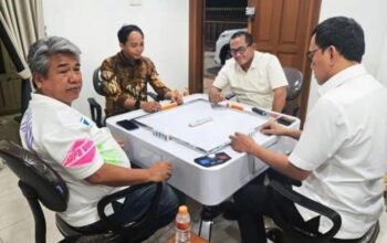 Pose Domino Menteri Kehutanan dan Eks Tersangka Tuai Sorotan
