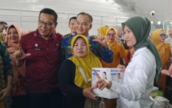 Pemkab Lahat Dorong Kemandirian Warga Lewat Bantuan UPEK 2025