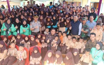 Seragam dan Perlengkapan Sekolah Gratis, Komitmen Pemkot Pagar Alam untuk Pendidikan