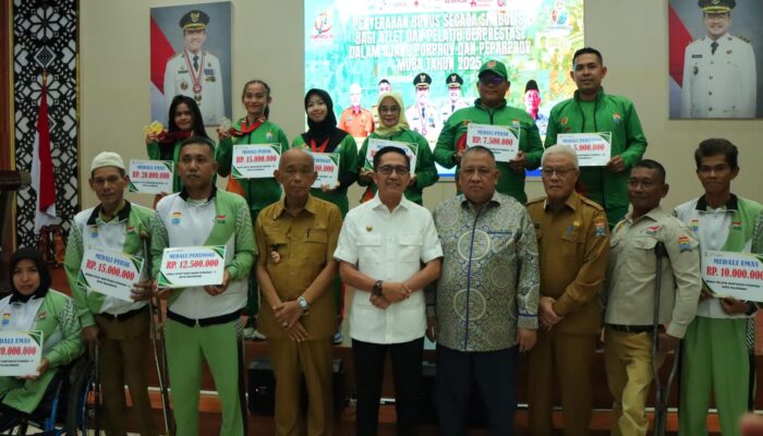 Janji Tak Sekadar Kata, Ratu Dewa Hadiahi Atlet Palembang Bonus Miliaran Rupiah