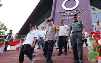 Wali Kota Ratu Dewa Pantau Langsung Pelaksanaan Ibadah Natal di Palembang