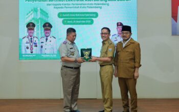 Pemkot Palembang Terima 30 Sertifikat Elektronik Aset Daerah dari BPN