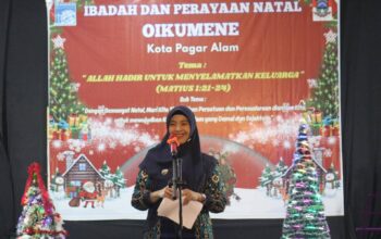 Wawako Bertha Hadiri Natal Oikumene, Tegaskan Komitmen Pagar Alam sebagai Kota Harmonis