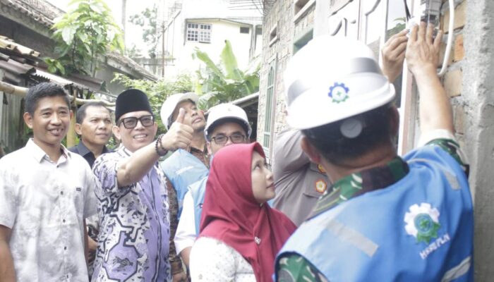 Dukung Program Nasional, Pemkab OKU Salurkan Listrik Gratis ke 575 Rumah Warga