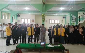 Cegah Narkoba dan Bullying, Santri di Palembang Diberi Penyuluhan Hukum