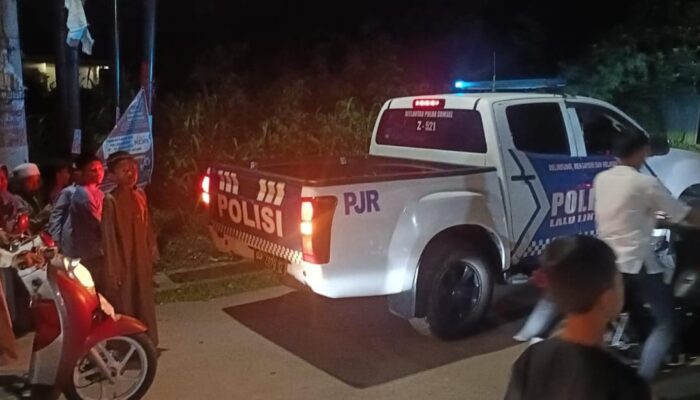 Meriah! Pawai Obor Ratusan Warga Sukosari Palembang Dikawal Personel PJR Ditlantas Polda Sumsel