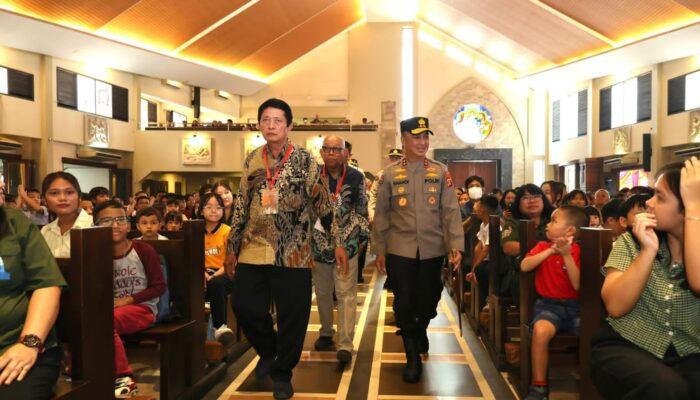 Kapolda Sumsel Monitoring Langsung Pengamanan Paskah di Gereja
