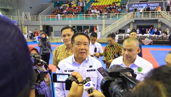Dibuka Cik Ujang, Kejurda Karate Sumsel Jadi Wadah Cetak Atlet Unggul