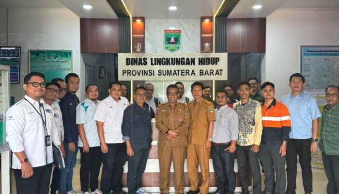 Kolaborasi Hijau Bersama DLH Sumbar, UBP Teluk Sirih Dukung Sukseskan Hari Lingkungan Hidup Sedunia 2026