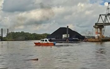 Pembatasan Lalu Lintas Sungai Lalan: Jangan Cuma Ukur Tongkang, Ukur Juga “Main Belakangnya”