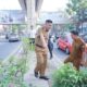 Sekda Aprizal Hasyim Tinjau Langsung Pengecatan Jalan Sudirman, Wajah Kota Palembang Terus Dipoles