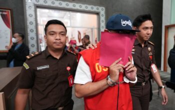 Kejati Sumsel Tahan Eks Pimpinan Bank Sumsel Babel Cabang Martapura dalam Kasus Dugaan Korupsi KUR
