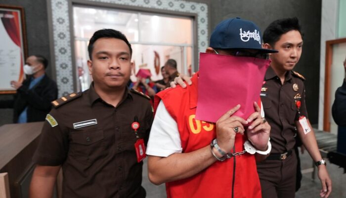 Kejati Sumsel Tahan Eks Pimpinan Bank Sumsel Babel Cabang Martapura dalam Kasus Dugaan Korupsi KUR