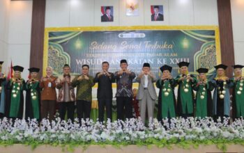 Wali Kota Ludi Oliansyah Pesan Wisudawan STKIP Muhammadiyah: Sejukkan Pagar Alam dengan Ilmu