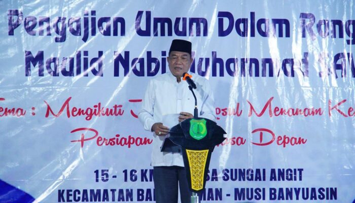 Maulid Nabi di Sungai Angit, Bupati Toha Ajak Warga Teladani Akhlak Rasulullah