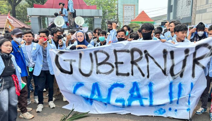 Mahasiswa Desak Herman Deru Evaluasi Diri Jika Tak Mampu Lindungi Warga dari Karhutla